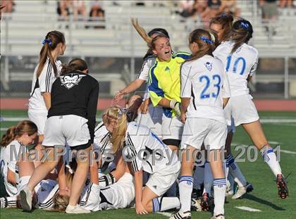 Thumbnail 1 in St. Francis vs. Davis (CIF SJS D1 Final) photogallery.