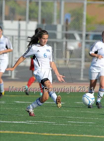 Thumbnail 2 in St. Francis vs. Davis (CIF SJS D1 Final) photogallery.