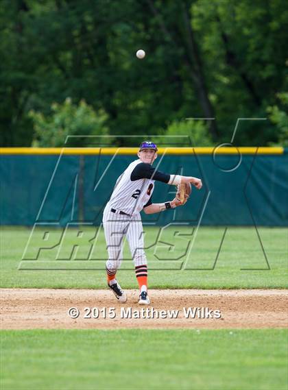 Thumbnail 2 in Mamaroneck vs. Connetquot (NYSPHSAA Class AA Semifinal) photogallery.