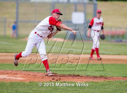 Thumbnail 2 in Mamaroneck vs. Connetquot (NYSPHSAA Class AA Semifinal) photogallery.