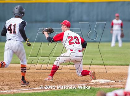 Thumbnail 2 in Mamaroneck vs. Connetquot (NYSPHSAA Class AA Semifinal) photogallery.