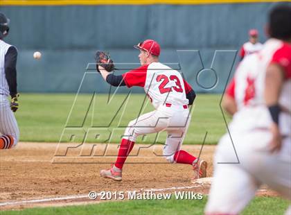 Thumbnail 1 in Mamaroneck vs. Connetquot (NYSPHSAA Class AA Semifinal) photogallery.