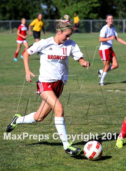 Thumbnail 2 in Beyer @ Bella Vista (CIF SJS D2 Playoff) photogallery.