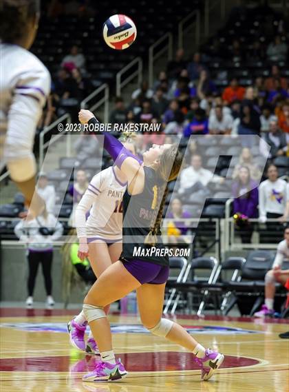 Thumbnail 1 in Liberty Hill vs. Lovejoy (UIL 5A Volleyball Final) photogallery.
