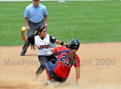 Thumbnail 3 in Tesoro vs. Glendora (CIF SS D3 Final) photogallery.