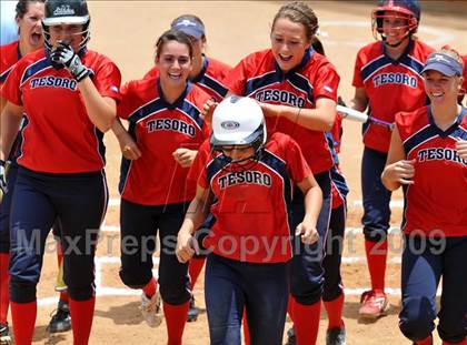 Thumbnail 3 in Tesoro vs. Glendora (CIF SS D3 Final) photogallery.