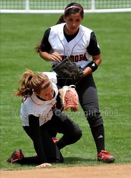 Thumbnail 3 in Tesoro vs. Glendora (CIF SS D3 Final) photogallery.
