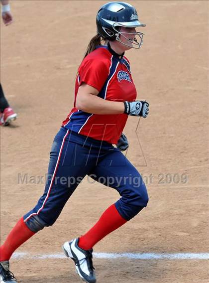 Thumbnail 2 in Tesoro vs. Glendora (CIF SS D3 Final) photogallery.