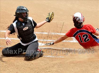 Thumbnail 3 in Tesoro vs. Glendora (CIF SS D3 Final) photogallery.