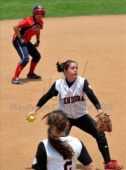 Thumbnail 2 in Tesoro vs. Glendora (CIF SS D3 Final) photogallery.
