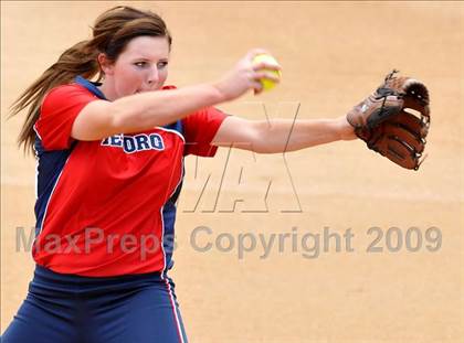 Thumbnail 3 in Tesoro vs. Glendora (CIF SS D3 Final) photogallery.