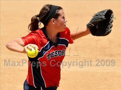Thumbnail 1 in Tesoro vs. Glendora (CIF SS D3 Final) photogallery.