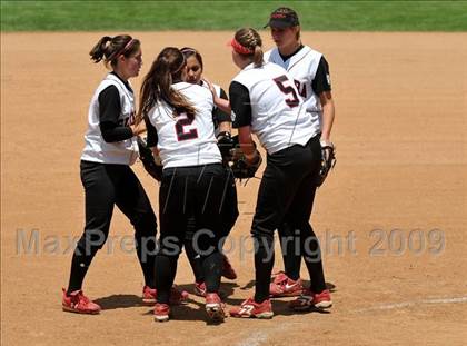 Thumbnail 3 in Tesoro vs. Glendora (CIF SS D3 Final) photogallery.