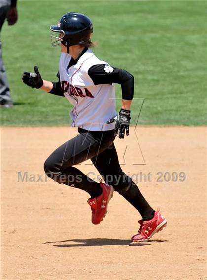 Thumbnail 2 in Tesoro vs. Glendora (CIF SS D3 Final) photogallery.
