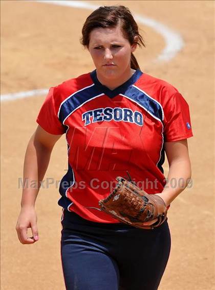 Thumbnail 1 in Tesoro vs. Glendora (CIF SS D3 Final) photogallery.