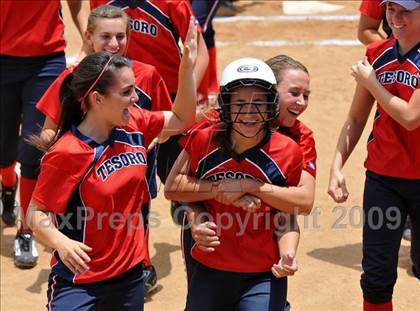 Thumbnail 3 in Tesoro vs. Glendora (CIF SS D3 Final) photogallery.