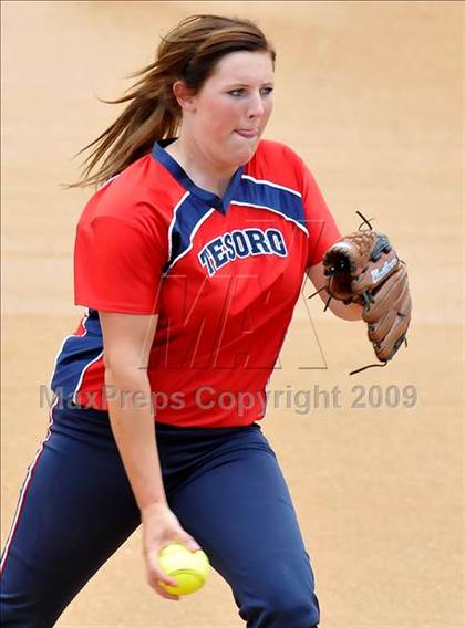 Thumbnail 1 in Tesoro vs. Glendora (CIF SS D3 Final) photogallery.