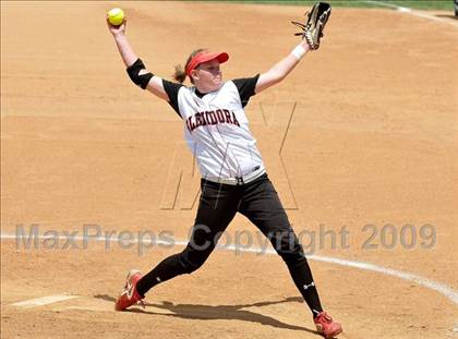 Thumbnail 2 in Tesoro vs. Glendora (CIF SS D3 Final) photogallery.