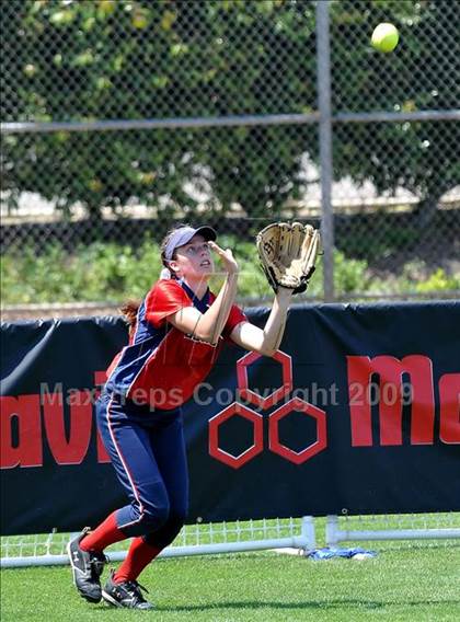 Thumbnail 3 in Tesoro vs. Glendora (CIF SS D3 Final) photogallery.