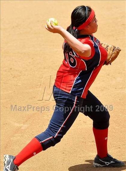 Thumbnail 2 in Tesoro vs. Glendora (CIF SS D3 Final) photogallery.
