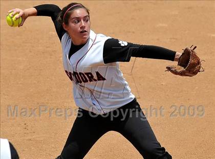Thumbnail 3 in Tesoro vs. Glendora (CIF SS D3 Final) photogallery.