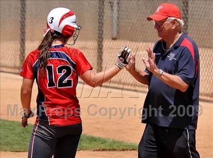 Thumbnail 3 in Tesoro vs. Glendora (CIF SS D3 Final) photogallery.