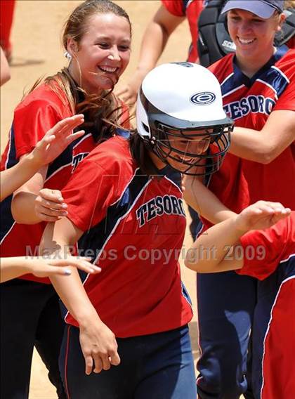 Thumbnail 2 in Tesoro vs. Glendora (CIF SS D3 Final) photogallery.