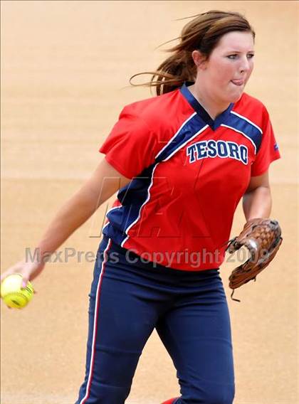 Thumbnail 2 in Tesoro vs. Glendora (CIF SS D3 Final) photogallery.