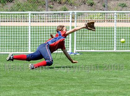 Thumbnail 2 in Tesoro vs. Glendora (CIF SS D3 Final) photogallery.