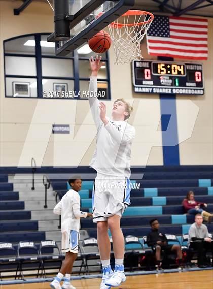 Thumbnail 3 in Carrollwood Day @ Berkeley Prep photogallery.