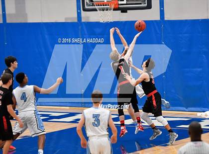 Thumbnail 1 in Carrollwood Day @ Berkeley Prep photogallery.
