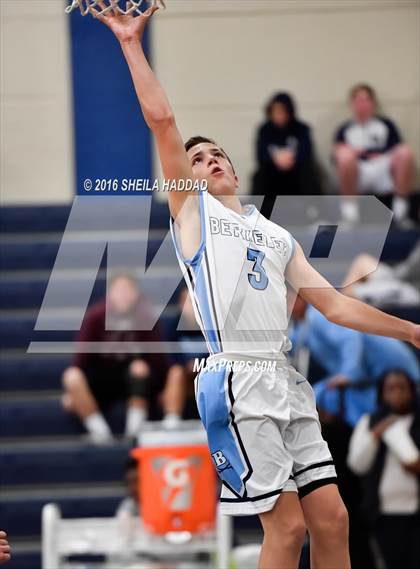 Thumbnail 1 in Carrollwood Day @ Berkeley Prep photogallery.