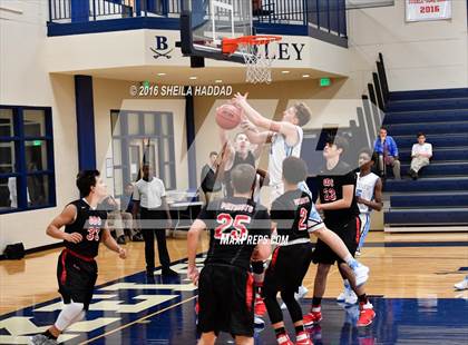 Thumbnail 3 in Carrollwood Day @ Berkeley Prep photogallery.
