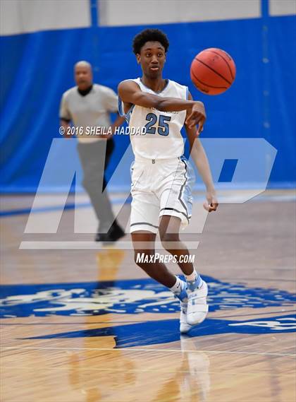 Thumbnail 2 in Carrollwood Day @ Berkeley Prep photogallery.