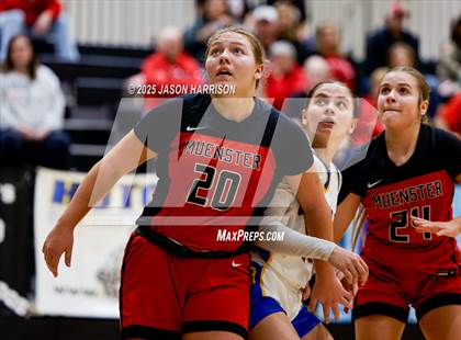 Thumbnail 1 in Muenster @ Bland (UIL Basketball 2A D1 Region 2 Bi-District) photogallery.