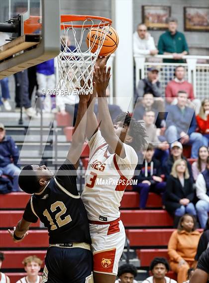 Thumbnail 2 in Landmark Christian vs. Holy Innocents Episcopal (GHSA Private Round Two ) photogallery.