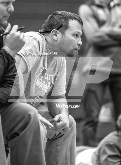 Thumbnail 3 in IHSAA Wrestling Regional Meet photogallery.