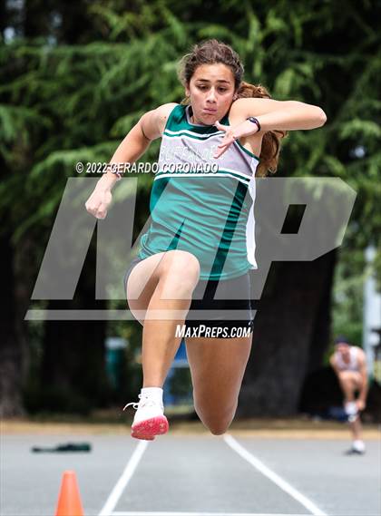 Thumbnail 2 in Carl L Chandler V Invitational photogallery.