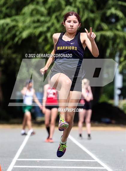 Thumbnail 2 in Carl L Chandler V Invitational photogallery.