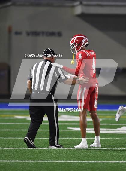 Thumbnail 1 in Sierra Canyon @ Mater Dei (CIF SS Division 1 Semifinal) photogallery.