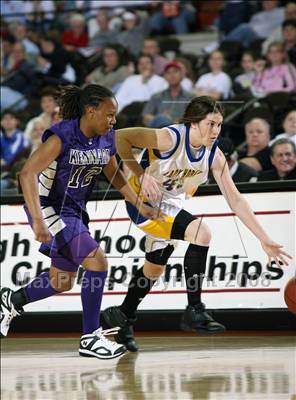Thumbnail 3 in Rochelle vs. Kennard (UIL 1A Semifinals) photogallery.