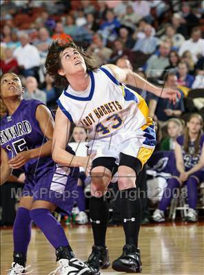 Thumbnail 1 in Rochelle vs. Kennard (UIL 1A Semifinals) photogallery.
