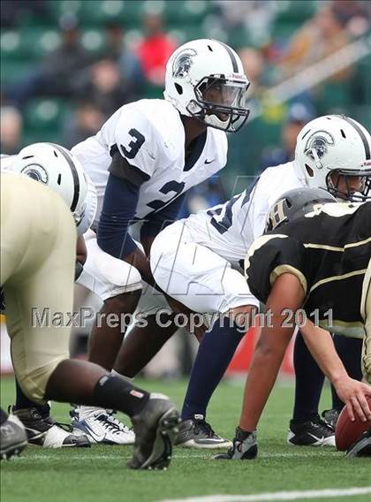 Thumbnail 2 in Gates Chili vs. Rush-Henrietta (Section 5 Class AA Semifinal) photogallery.