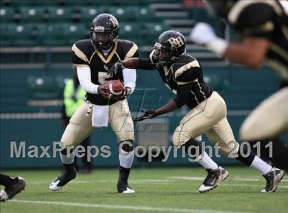 Thumbnail 3 in Gates Chili vs. Rush-Henrietta (Section 5 Class AA Semifinal) photogallery.