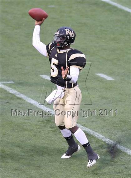 Thumbnail 3 in Gates Chili vs. Rush-Henrietta (Section 5 Class AA Semifinal) photogallery.
