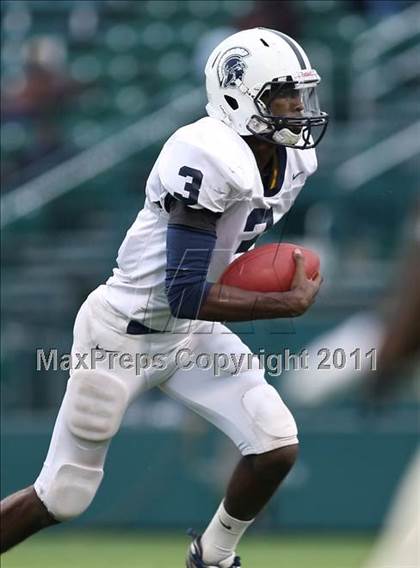 Thumbnail 3 in Gates Chili vs. Rush-Henrietta (Section 5 Class AA Semifinal) photogallery.