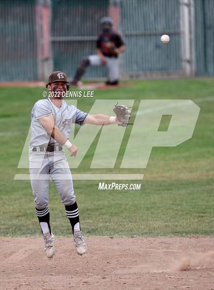 Thumbnail 3 in Saint Francis @ De La Salle (CIF NorCal Region D1 Final) photogallery.