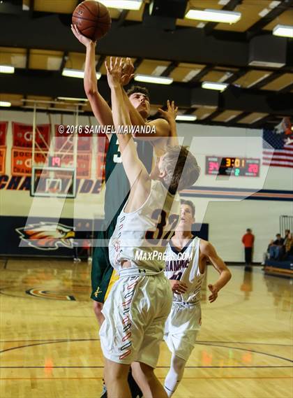 Thumbnail 3 in Chaminade vs Moorpark (West Valley Thanksgiving Tip-Off Classic) photogallery.