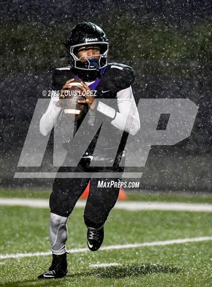 Thumbnail 3 in Murrieta Valley @ Rancho Cucamonga (CIF SS Division 2 Quarterfinal) photogallery.