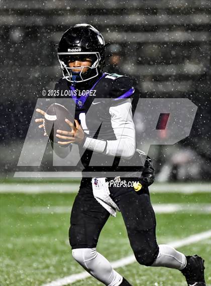 Thumbnail 2 in Murrieta Valley @ Rancho Cucamonga (CIF SS Division 2 Quarterfinal) photogallery.